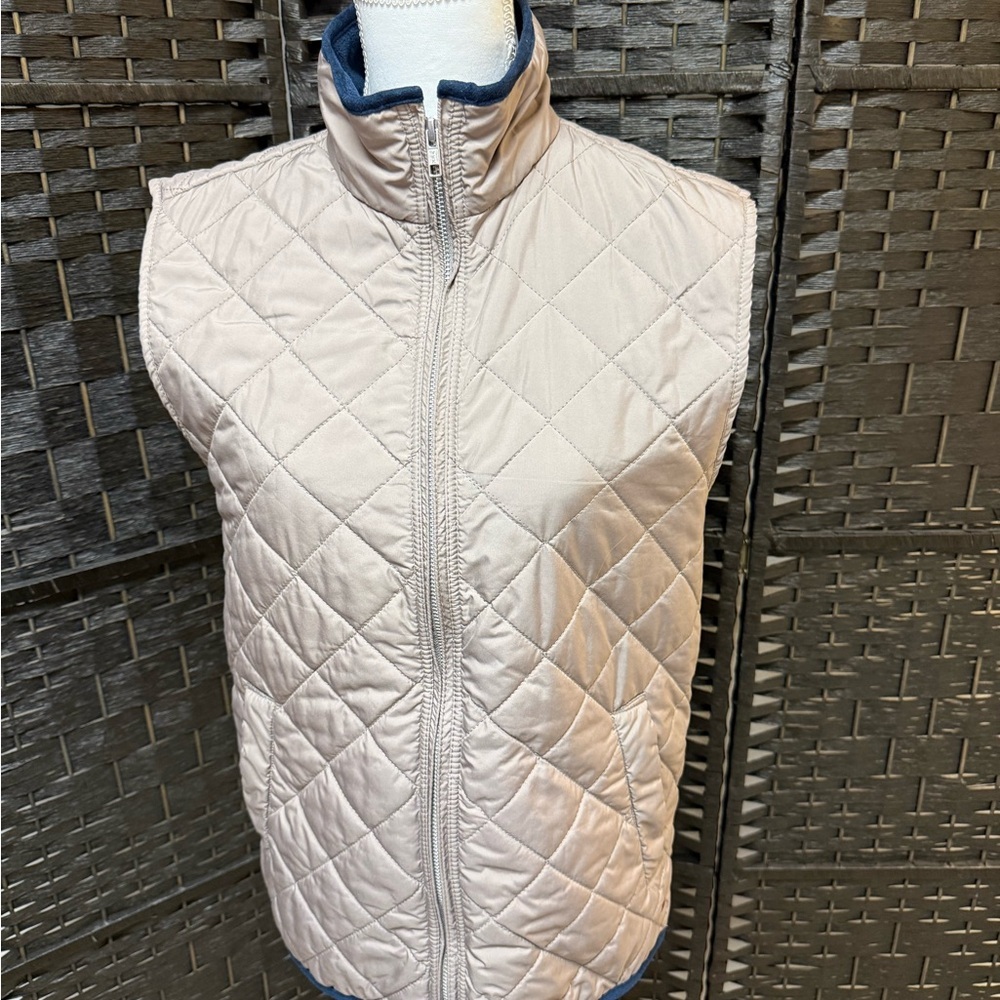 Southern Marsh Quilted Vest in Cream and Blue